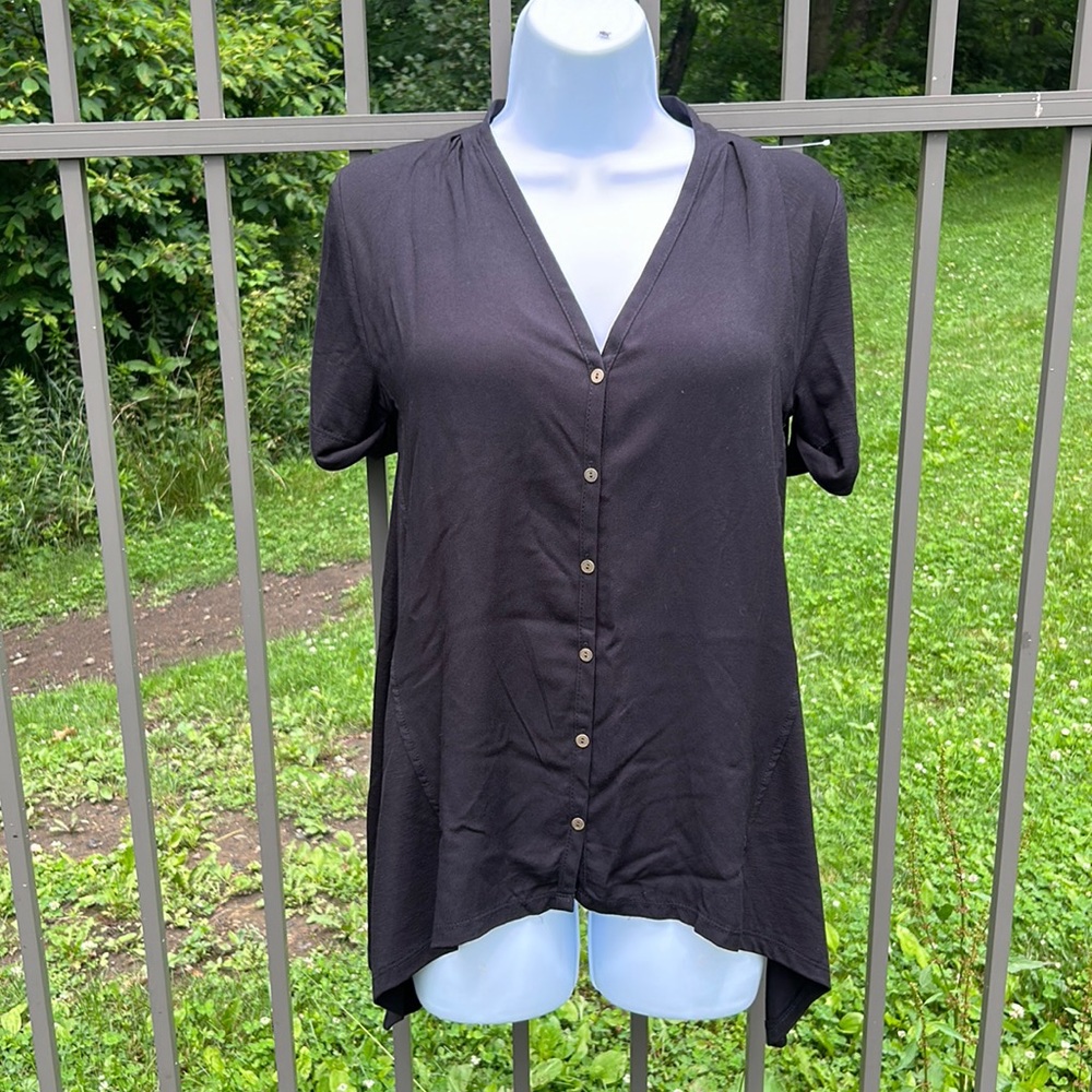 NWT 89th & Madison Black V-Neck Tunic Blouse Size Small